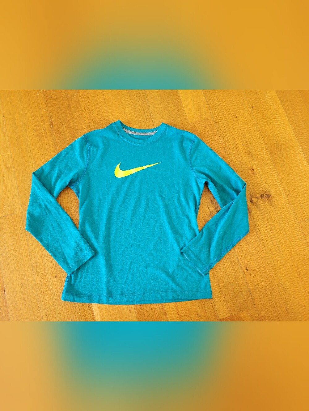 Youth medium Nike Long Sleeve Shirt